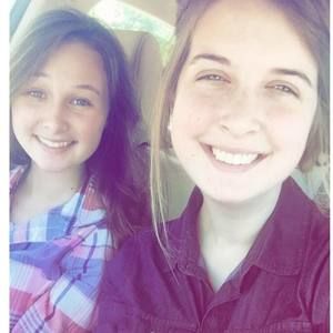 Meet your Posher, Lydia